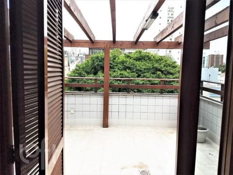 Image 31 - 224320